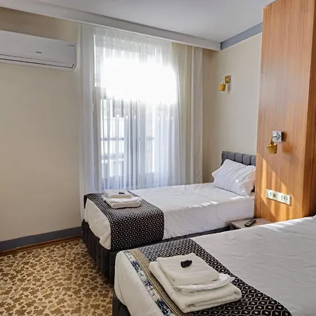 Uyu Hotel