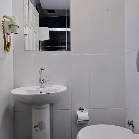 Uyu Adana