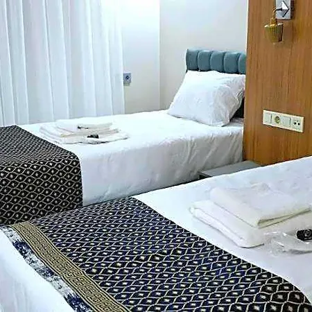 Uyu Adana