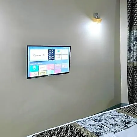 호텔 Uyu 3*